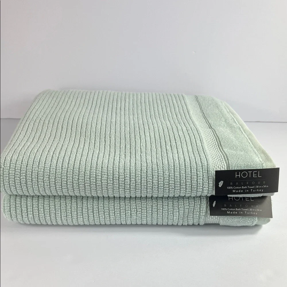 Hotel Balfour Bath Towels Light Green Soft Ribbed Turkish Cotton Set of 2 NEW
